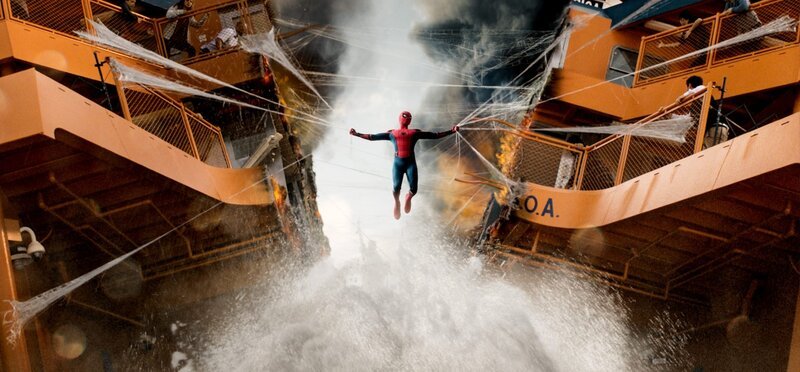 Tom Holland (Peter Parker /​ Spider-Man). – Bild: PLURIMEDIA (Sony Pictures Releasing France /​ Marvel Studios /​ Sony Pictures)