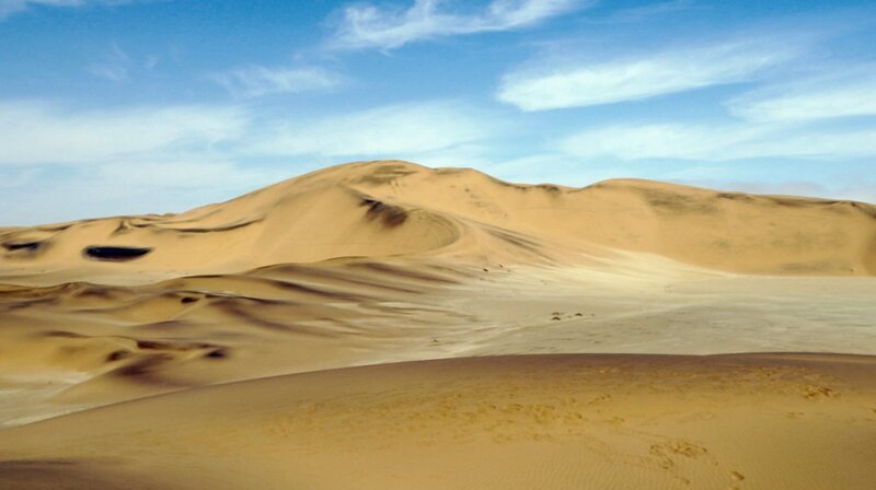 Die Namib Wüste gilt als die älteste Wüste der Erde. – Bild: phoenix/​ZDF/​Christopher Gerisch