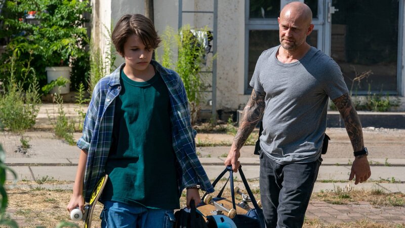 Jenseits Der Spree S02E04 Tommy Fernsehserien de