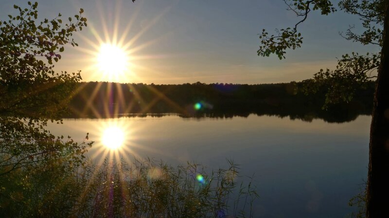 Die Feldberger Seen zählen zu den Geheimtipps in Mecklenburg-Vorpommern. – Bild: NDR/​Doclights GmbH/​Corax