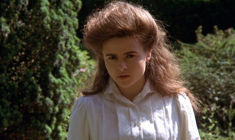 Lucy Honeychurch (Helena Bonham Carter) – Bild: KINW Lucy Honeychurch (Helena Bonham Carter) – Bild: KINW