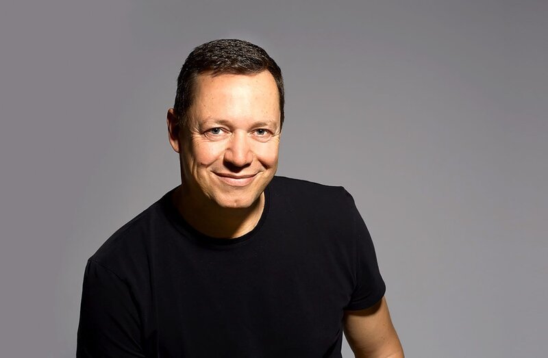 Alex Kristan. – Bild: ORF/​ORF III/​Caro Strasnik