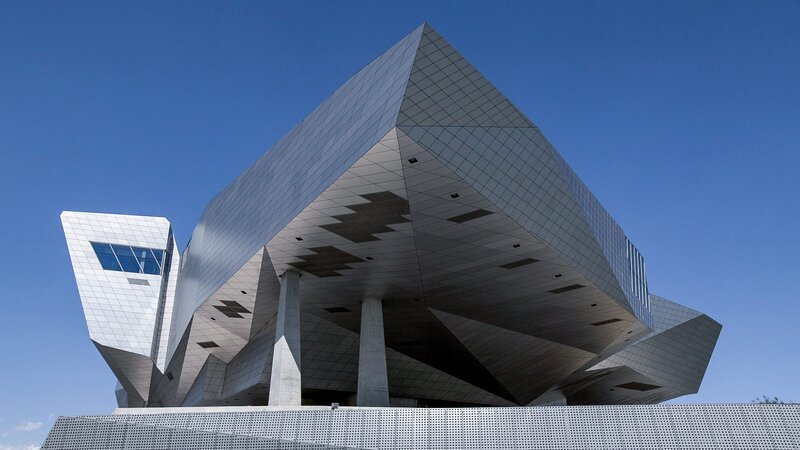 Das zunächst höchst umstrittene Musée des Confluences in Lyon hat sich bereits kurz nach der Eröffnung zum Publikumsmagneten entwickelt. – Bild: ORF/​Navigator Film