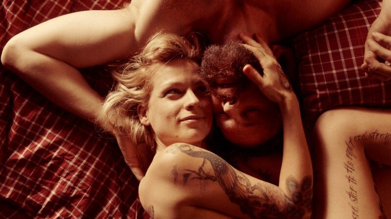 Eine wunderbare Liebe: Elise (Veerle Baetens) und Didier (Johan Heldenbergh) – Bild: Menuet Films /​ Pandora Film Verleih, 2012