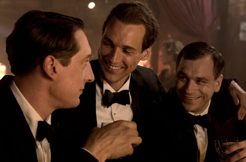 Kästner und der kleine Dienstag – Bild: ARD Degeto/​Ester.Reglin.Film/​DOR Film/​Anjeza Cikopano