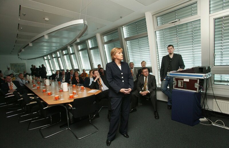 Angela Merkel Die Verwendung des sendungsbezogenen Materials ist nur mit dem Hinweis und Verlinkung auf RTL+ gestattet. – Bild: RTL /​ © Laurence Chaperon – Roba Images