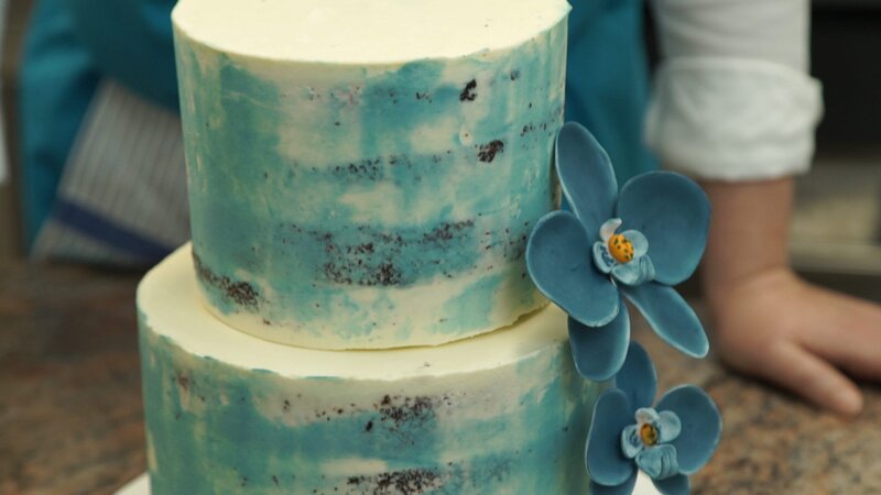 Tortendesign kennt keine gestalterischen Grenzen, Blumen aus Zuckermasse auch nicht. – Bild: ORF/Filmwerkstatt Wien Tortendesign kennt keine gestalterischen Grenzen, Blumen aus Zuckermasse auch nicht. – Bild: ORF/Filmwerkstatt Wien