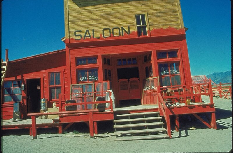 Ein Fremder ohne Namen – Bild: BR/​Universal Pictures/​Bruce Surtees/​Bruce Surtees