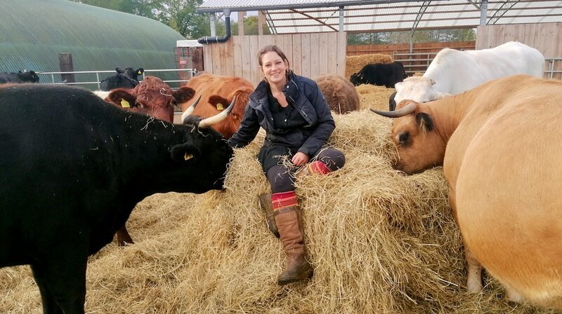 Anna Butz züchtet hauptsächlich Rinder der japanischen Edelrasse „Wagyu“ – Bild: NDR