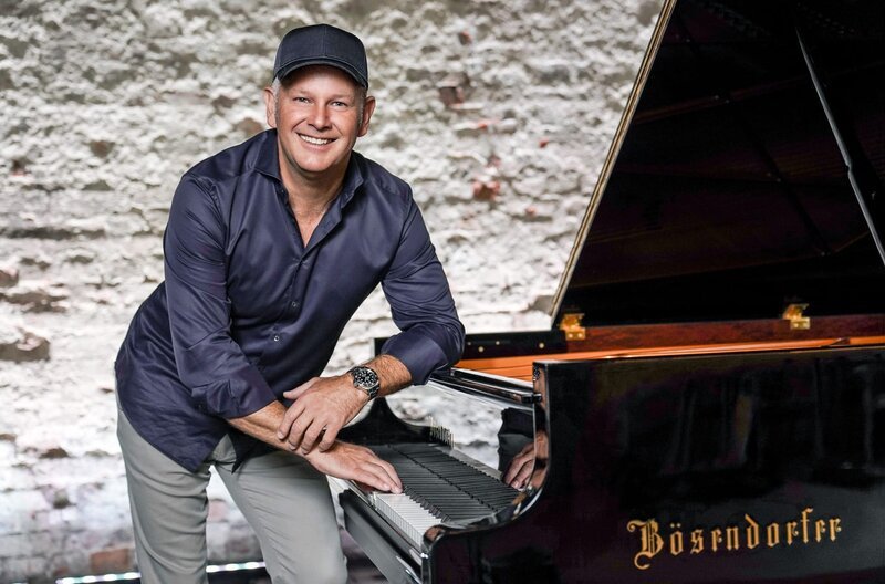 mit dabei beim SWR Live-Event: Der Pianist Charlie Glass. – Bild: SWR/Darren Jacklin mit dabei beim SWR Live-Event: Der Pianist Charlie Glass. – Bild: SWR/Darren Jacklin