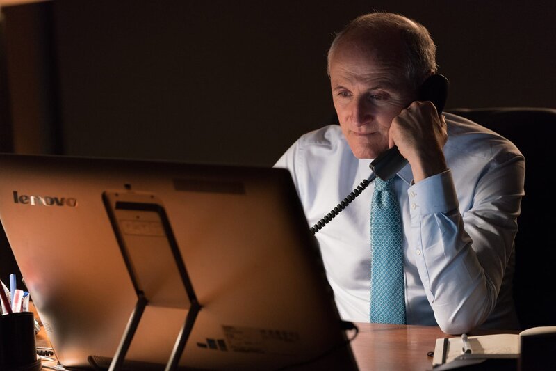 Chris McCullen (Colm Feore) – Bild: 2018 Widow Movie, LLC and Showbox. All Rights Reserved. / Jonathan Hession Lizenzbild frei Chris McCullen (Colm Feore) – Bild: 2018 Widow Movie, LLC and Showbox. All Rights Reserved. / Jonathan Hession Lizenzbild frei