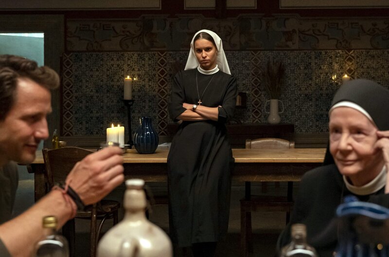 Da hilft nur beten! – Bild: ARD Degeto/​Thomas Neumeier