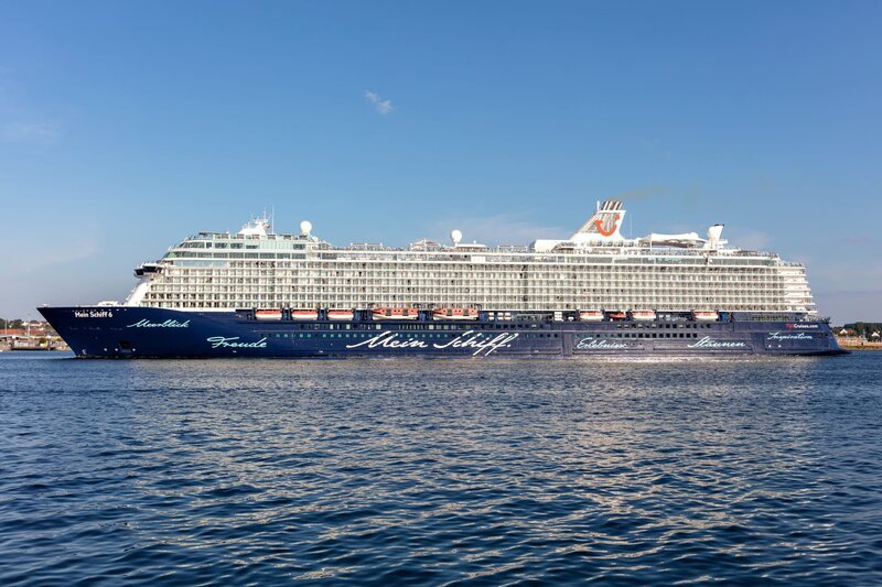 TUI cruise ship ‚Mein Schiff 6‘ in the Kiel Fjord – Bild: ntv