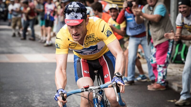 Lance Armstrong (Ben Foster), siebenfacher Gewinner der Tour de France. – Bild: ZDF und Larry Horricks/​Larry Horricks