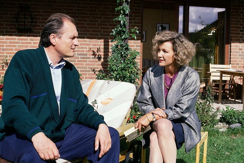 Der Landarzt S03E06 Ein Fremder im Haus fernsehserien.de Der Landarzt S03E06 Ein Fremder im Haus fernsehserien.de