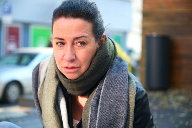 Unter uns (UU) 7076 Cecilia kommt