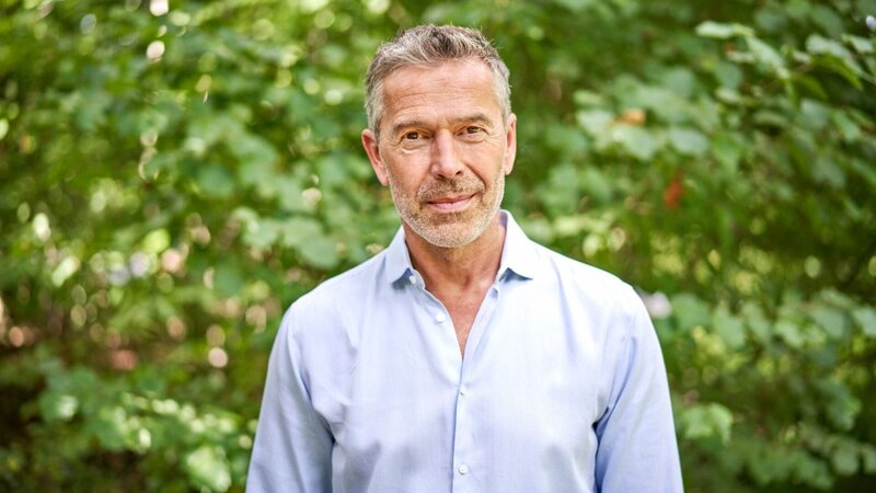 Die lange Weltraum-Nacht – Bild: RTL /​ Elias Hassos