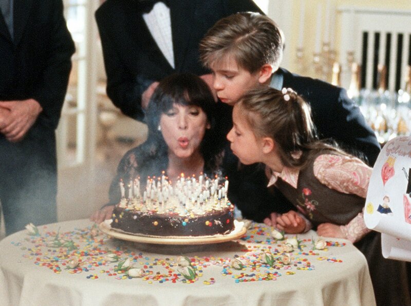 Glück auf vier Rädern – Bild: NDR/​Degeto/​Kerstin Stelter