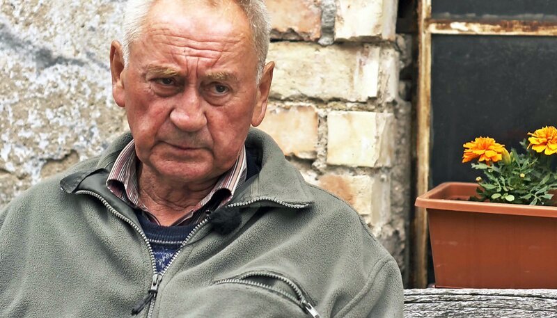 MDR Fernsehen ABSTURZ IM WALD – DIE WAHRE GESCHICHTE DER HITLER-TAGEBÜCHER, „Film von Carsten Frank und Gunnar Mergner“, am Dienstag (18.02.14) um 22:05 Uhr. Helfried Leuteritz – Bild: MDR/Bilderfest MDR Fernsehen ABSTURZ IM WALD – DIE WAHRE GESCHICHTE DER HITLER-TAGEBÜCHER, „Film von Carsten Frank und Gunnar Mergner“, am Dienstag (18.02.14) um 22:05 Uhr. Helfried Leuteritz – Bild: MDR/Bilderfest