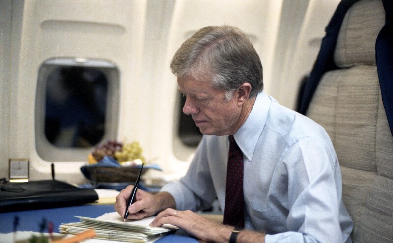 US-Präsident Jimmy Carter zur Zeit der Geiselnahme von Teheran: Seine Politik gilt als Katalysator der zuvor schon unterdrückten Spannungen zwischen dem Iran und den Vereinigten Staaten. – Bild: arte