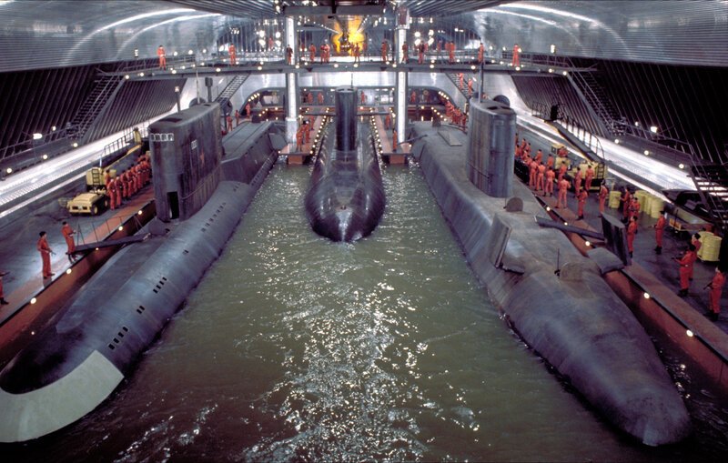 Alarm! Ein britisches U-Boot der Polaris-Flotte ist spurlos verschwunden und alle taktischen Atomwaffen an Bord mit ihm … – Bild: Puls 4