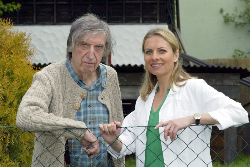 Herbert Fux (Hans Hader), Susanne Michel (Dr. Bettina Kern). – Bild: ORF/​Franz Neumayr