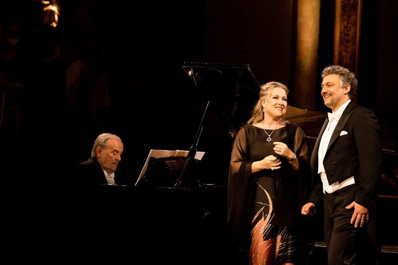 v.li.: Helmut Deutsch, Diana Damrau, Jonas Kaufmann. – Bild: ORF/​Unitel/​Julia Wesely