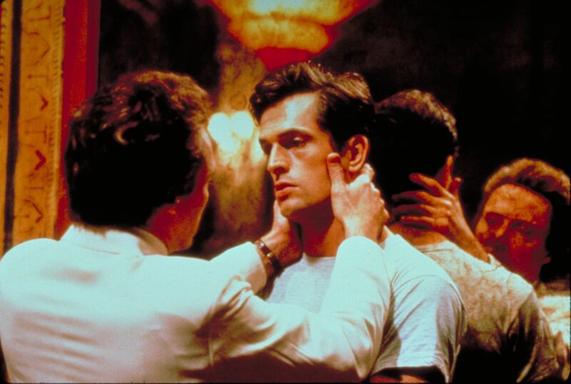 Der Trost von Fremden – Bild: 1990 Erre Produzioni, S.P.A. and Reteitalia, S.P.A. All Rights Reserved. Lizenzbild frei