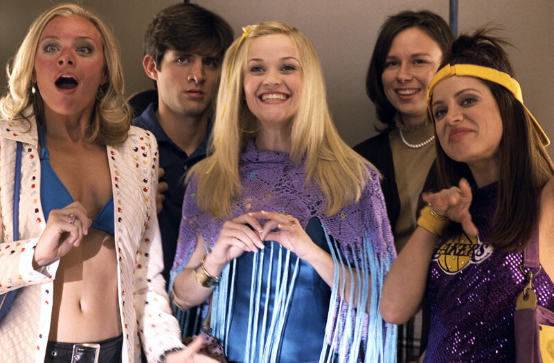 Natürlich blond 2 – Bild: Puls 8