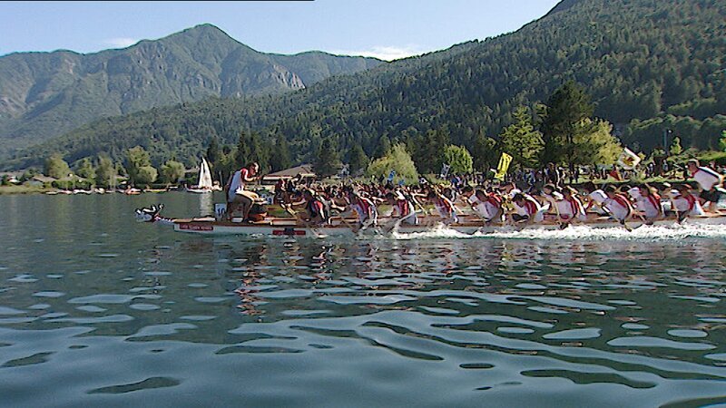 Drachenbootrennen Caldonazzo See. – Bild: ORF/Hans Jöchler Drachenbootrennen Caldonazzo See. – Bild: ORF/Hans Jöchler