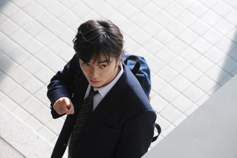 Shinichi Izumi (Shôta Sometani) – Bild: 2014 TOHO CO., LTD. / NIPPON TELEVISION NETWORK CORPORATION / KODANSHA LTD. / DENTSU INC. / YOMIURI TELECASTING CORPORATION / VAP inc. / ROBOT / SHIROGUMI INC. / Abe Shuji, Inc. / NIPPON SHUPPAN HANBAI INC. / KDDI CORPORATION / GYAO … Shinichi Izumi (Shôta Sometani) – Bild: 2014 TOHO CO., LTD. / NIPPON TELEVISION NETWORK CORPORATION / KODANSHA LTD. / DENTSU INC. / YOMIURI TELECASTING CORPORATION / VAP inc. / ROBOT / SHIROGUMI INC. / Abe Shuji, Inc. / NIPPON SHUPPAN HANBAI INC. / KDDI CORPORATION / GYAO …