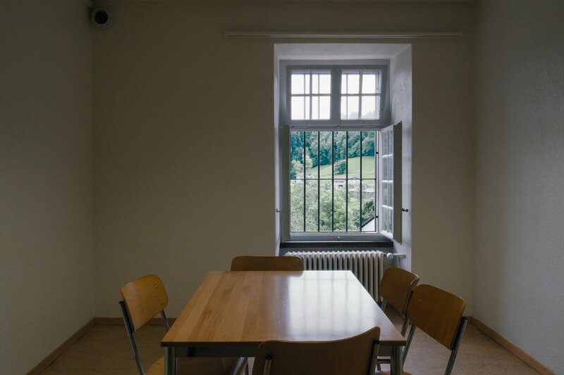 Mitgefangen – Bild: SRF1