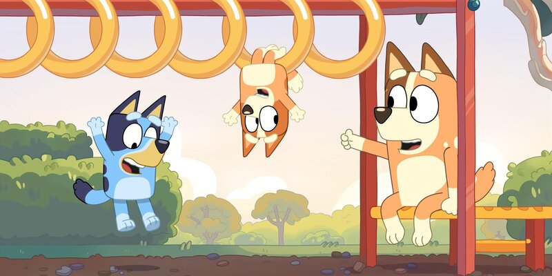 L-R: Bluey, Bingo, Chilli – Bild: Disney Junior (FR)