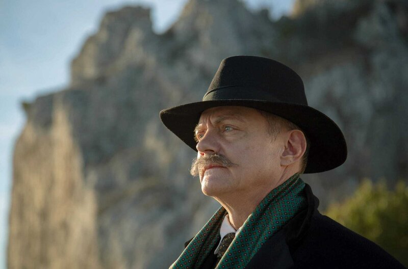 Sissi - Die Getriebene – Bild: Philipp Sklorz /​ Freiherr Alexander von Warsberg (Alexander E. Fennon) ist einer der wenigen Vertrauten der Kaiserin.