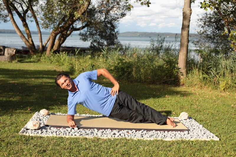 Aufrechte Haltung mit Andy Fumolo. – Bild: BR/​Christina Stückl GmbH/​PSF Film + Video GmbH