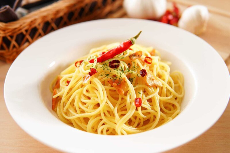 Spaghetti aglio olio – Bild: Shutterstock /​ Shutterstock /​ Copyright (c) 2018 K321/​Shutterstock. No use without permission.