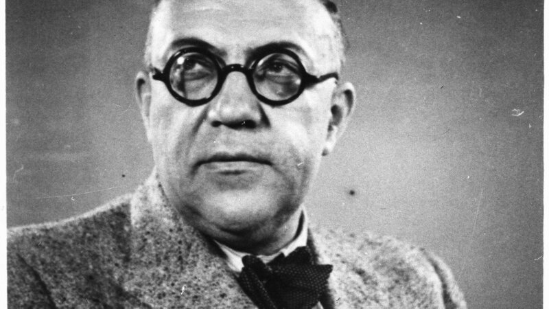 Dr Theodor Morell Die Verwendung des sendungsbezogenen Materials ist nur mit dem Hinweis und Verlinkung auf RTL+ gestattet. – Bild: RTL / ©Waddell Media Dr Theodor Morell Die Verwendung des sendungsbezogenen Materials ist nur mit dem Hinweis und Verlinkung auf RTL+ gestattet. – Bild: RTL / ©Waddell Media