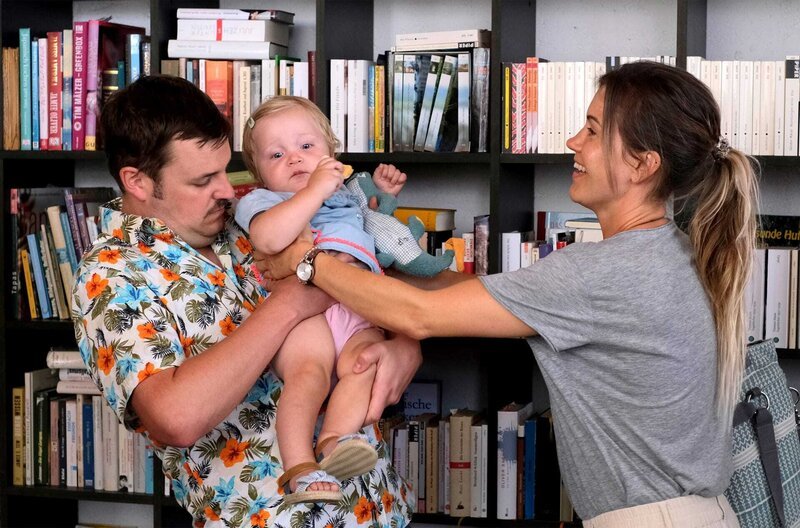 Toni, männlich, Hebamme 05 Nestflucht fernsehserien.de Toni, männlich, Hebamme 05 Nestflucht fernsehserien.de