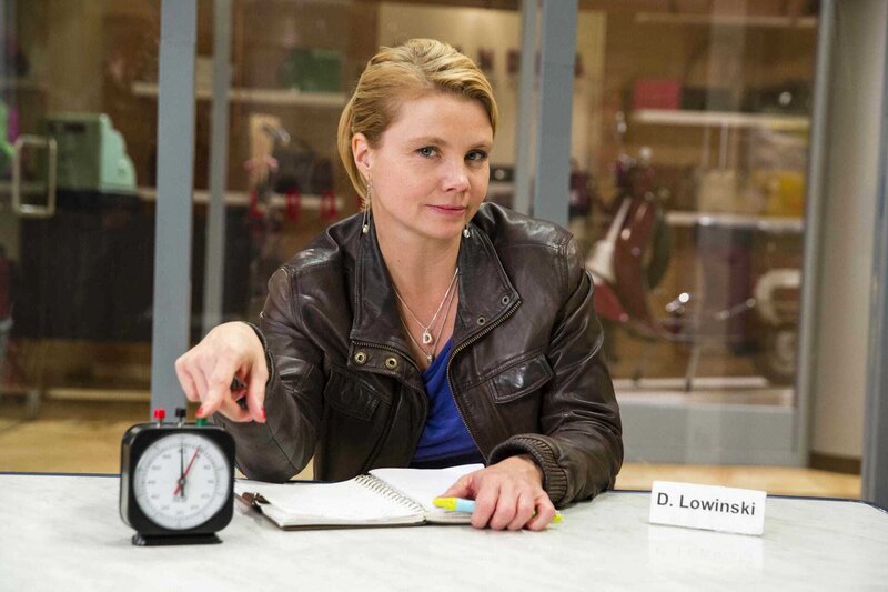 (5. Staffel) – Neue Aufgaben warten auf Danni Lowinski (Annette Frier) … – Bild: SAT.1 /​ Frank Dicks Eigenproduktionsbild frei