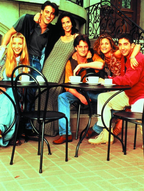 Lisa Kudrow als Phoebe Buffay, Matt Le Blanc als Joey Tribbiani, Courteney Cox Arquette als Monica Geller, Matthew Perry als Chandler Bing, Jennifer Aniston als Rachel Green, David Schwimmer als Ross Geller – Bild: Turner