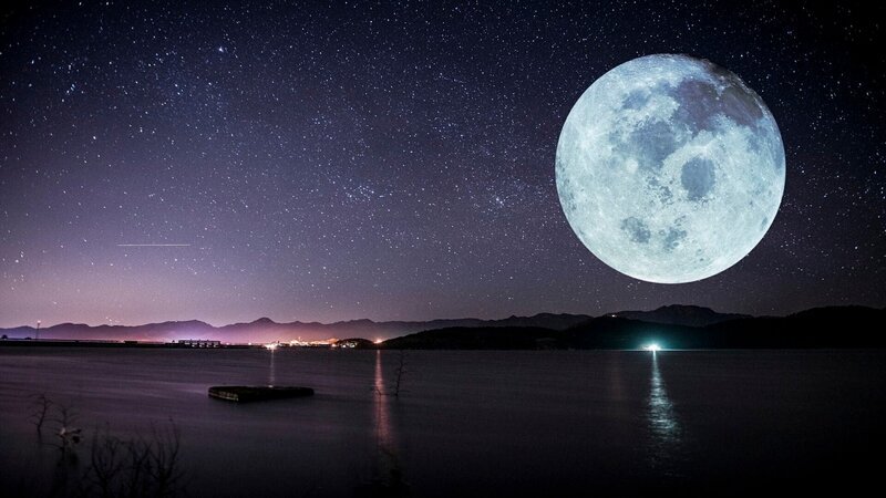 Durch seine Schwerkraft bewegt der Mond ganze Ozeane. – Bild: Getty Images /​ ZDF und Getty Images /​ zdf /​ © THE HISTORY CHANNEL /​ ZDF /​ Getty Images.