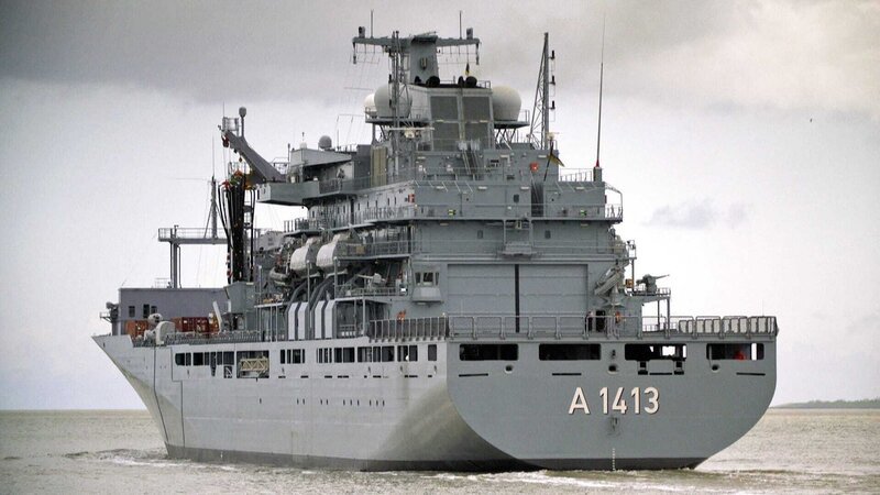 In der Küstenstadt Wilhelmshaven befindet sich Deutschlands wichtigster Marinestützpunkt: Heppenser Groden. – Bild: N24 Doku
