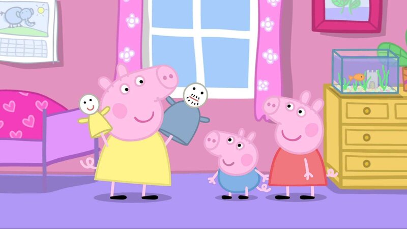 L-R: Chloé Pig, George Pig, Peppa Pig – Bild: Paramount