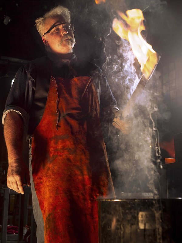 in Fire Wettkampf der Schmiede S01E06 Das Rapier (The