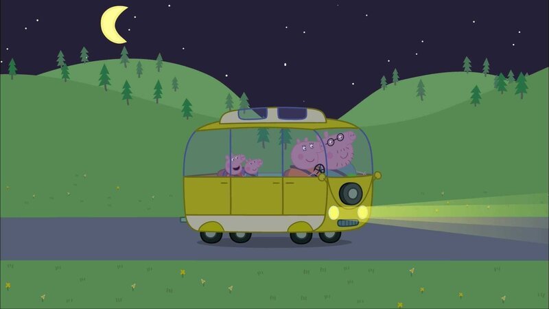 L-R: Peppa Pig, George Pig, Mummy Pig, Daddy Pig – Bild: Paramount