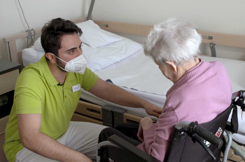 Notruf aus Almanya – Bild: SWR/​Filim Milim TV Produktion