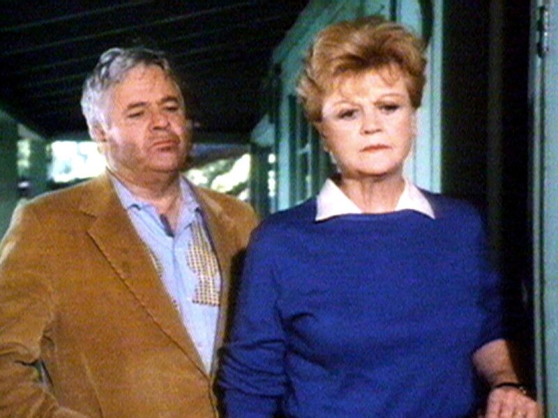 Seath (William Windom) ist von Jessica (Angela Lansbury) zu einem Ausflug eingeladen worden. – Bild: Super RTL