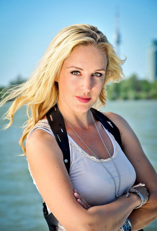Revierinspektorin Penny Lanz (Lilian Klebow). – Bild: ORF/​Thomas Ramstorfer