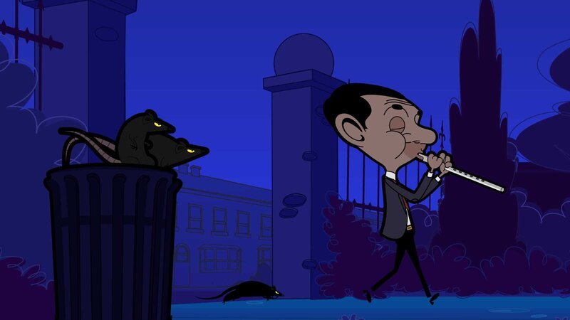 Mr. Bean geht nachts durch den Park und spielt dabei auf einer Flöte. Die Ratten folgen ihm. – Bild: Boomerang (DE) /​ Tiger Aspect Productions 2014 Ltd