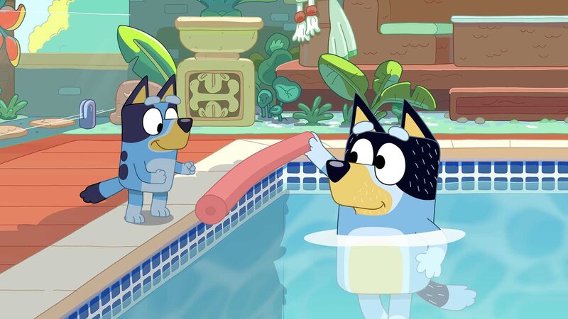 L-R: Bluey, Bandit – Bild: 2013 The Walt Disney Company Germany